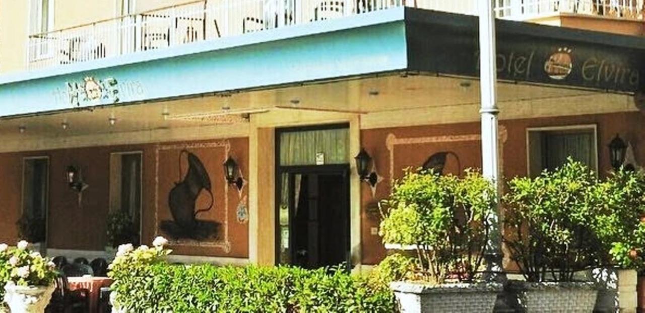 Hotel Elvira フィウッジ エクステリア 写真