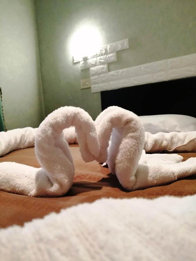 Hotel Elvira フィウッジ エクステリア 写真